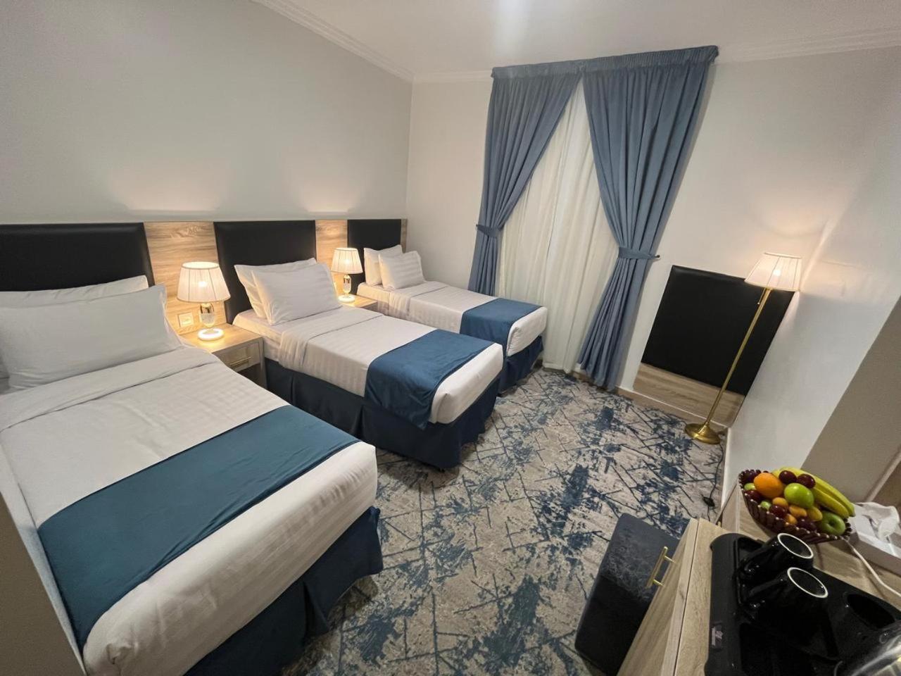 Hayah Taibah Hotel Medina Exteriör bild