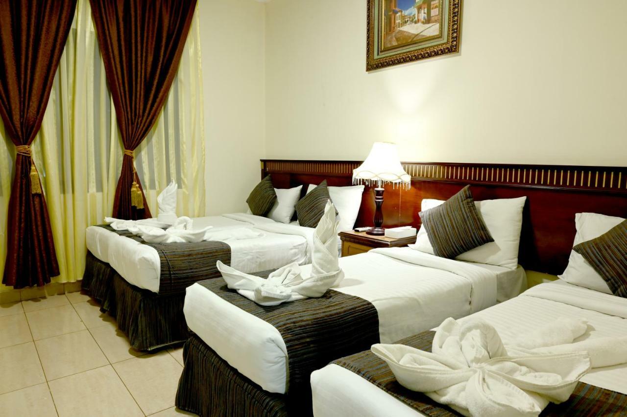 Hayah Taibah Hotel Medina Exteriör bild