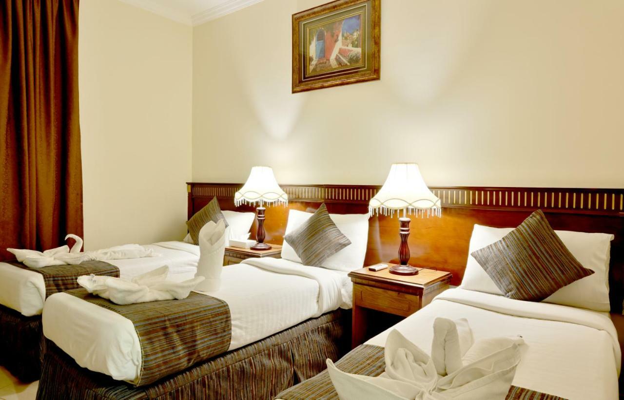 Hayah Taibah Hotel Medina Exteriör bild