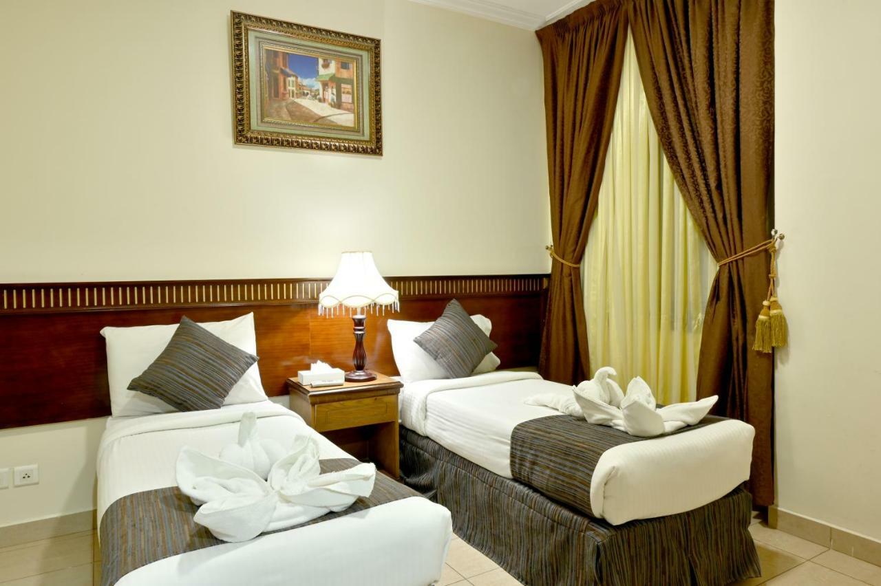 Hayah Taibah Hotel Medina Exteriör bild