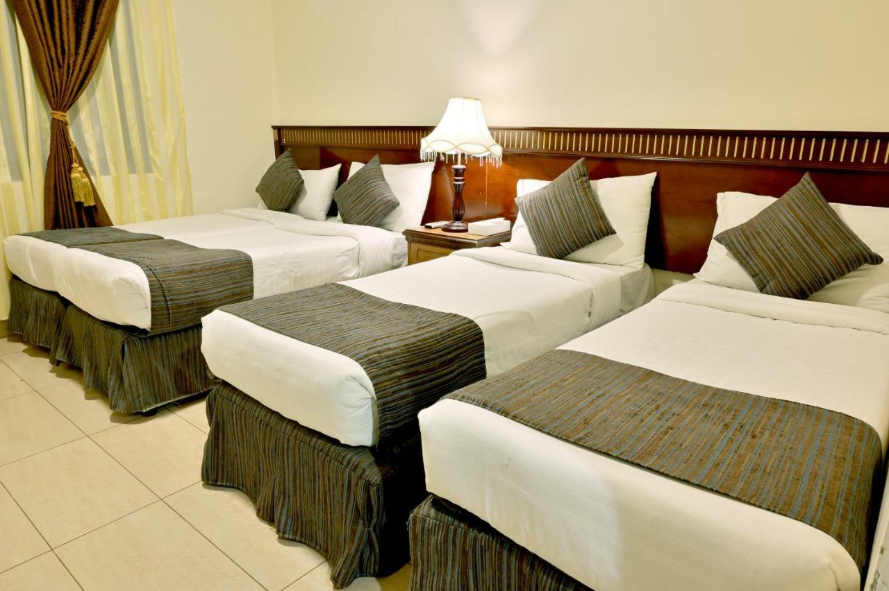 Hayah Taibah Hotel Medina Exteriör bild