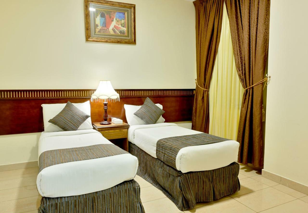 Hayah Taibah Hotel Medina Exteriör bild